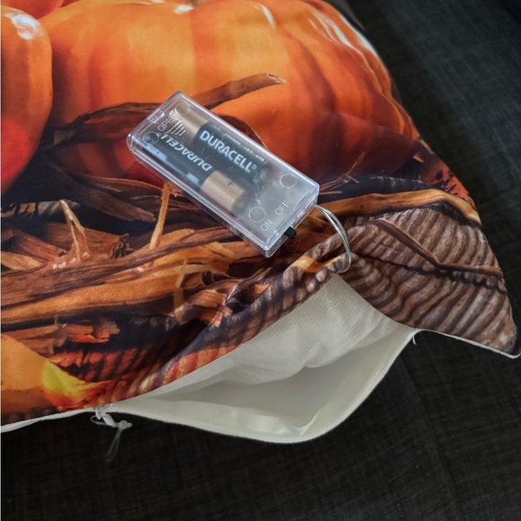 💕3/$25💕 Light-Up Halloween Pumpkin Pillow - Picture 5 of 7